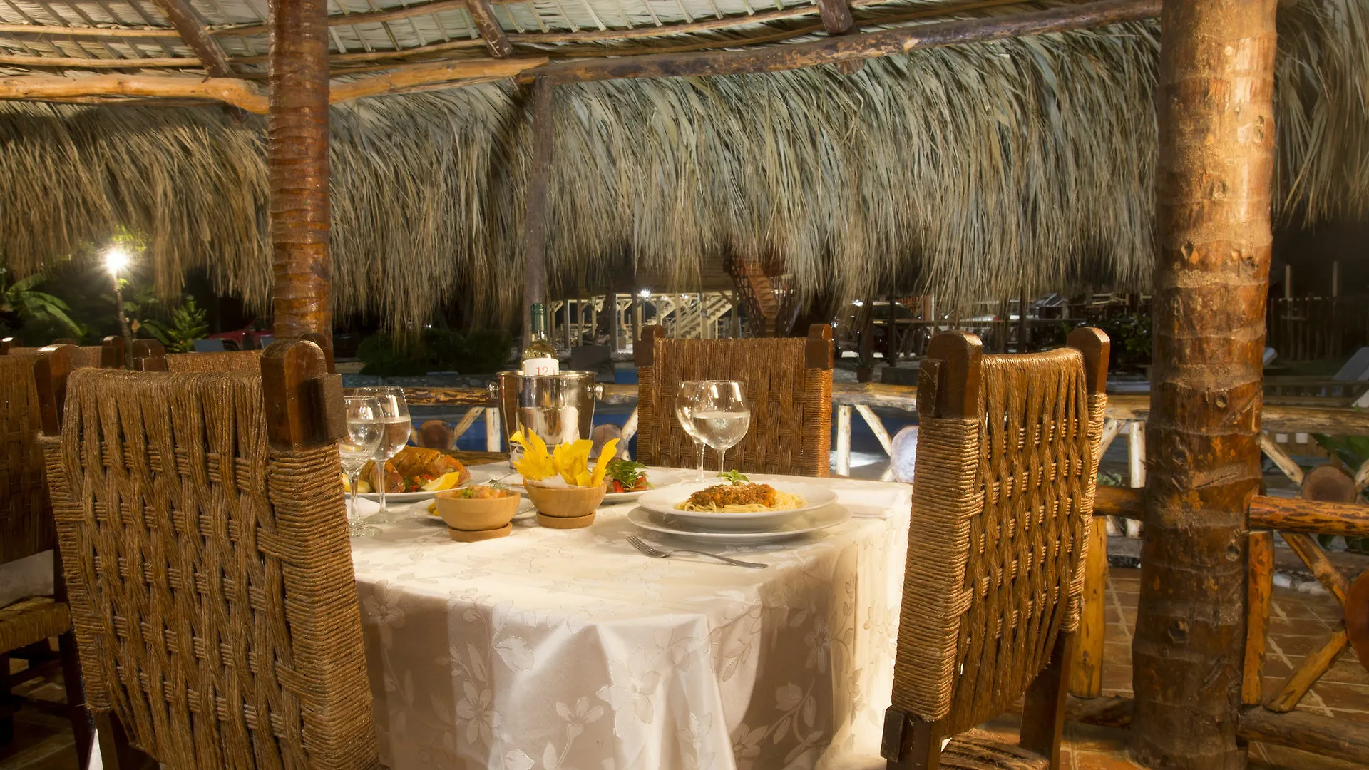 Hotel Sea Breeze Paraiso